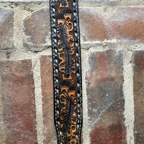 Tooled leather belt with acorns & leaves design and “MIKE” on back - Picture 7 of 12